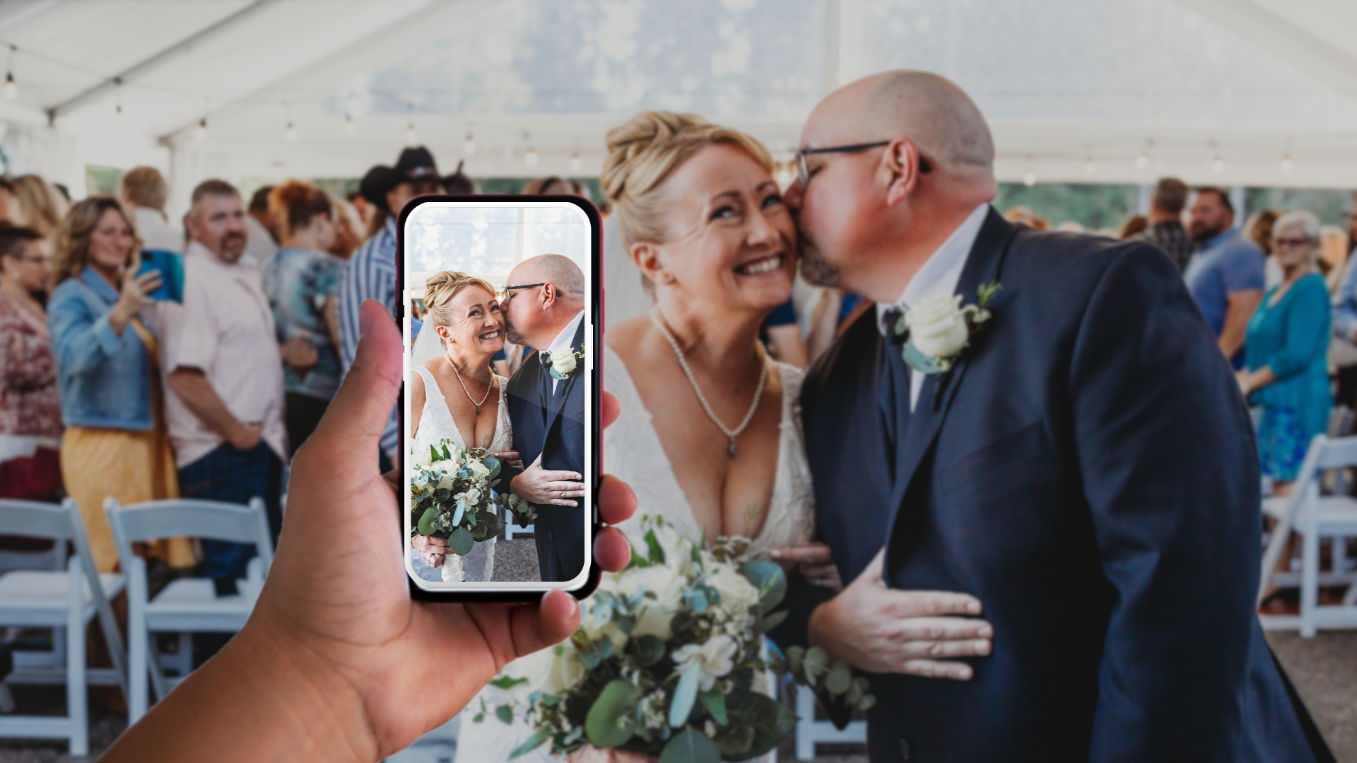 Unplugged Wedding Photography: Why Smartphones Are the New Wedding Crashers